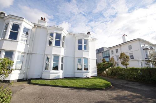 Grade 2 Listed Apartment, Southport Promenade