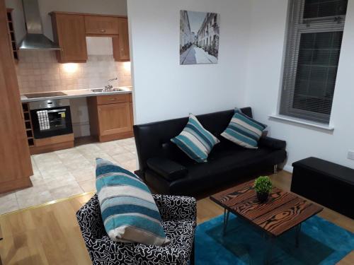 Luxury and Stylish 2 bedroom Apartment with en-suite