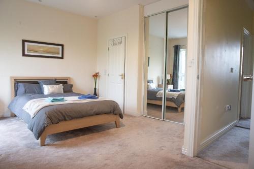 Waterside House - City Centre with Parking, Birmingham, West Midlands