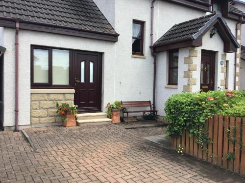 Stunning double room, private en-suite wet room, Forres, Moray
