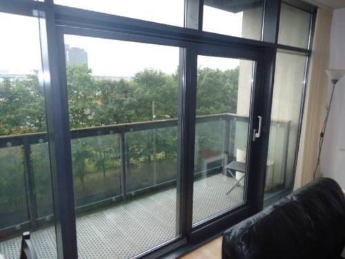 Modern 2-bedroom Apt near SSE Hydro and SEC