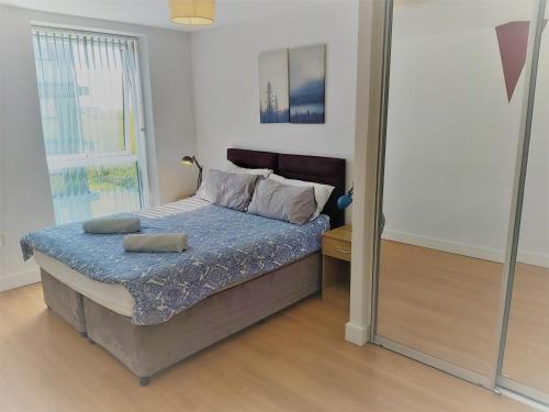 Immaculate 2 bed apartment, Southcote, Berkshire
