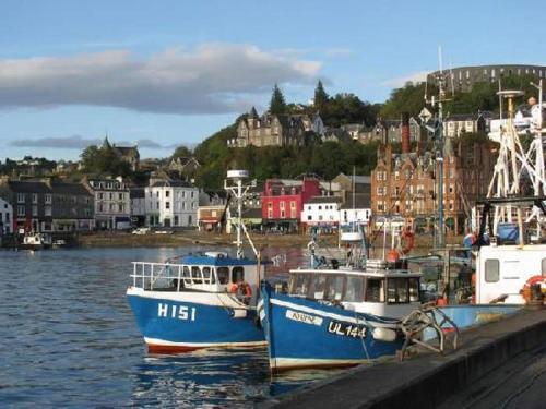 Panoramic Harbour View Apartment, Oban, Argyll and Bute