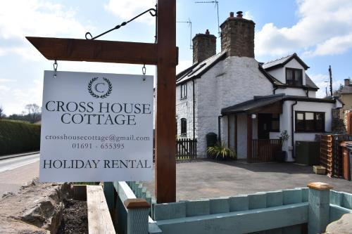 Cross House Cottage, Trefonen, Shropshire