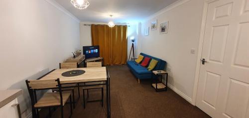Sterling Apartment, Tilbury with Netflix Entertainment
