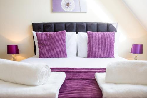 Velvet 2-bedroom apartment, Clockhouse, Hoddesdon, Hoddesdon, Hertfordshire
