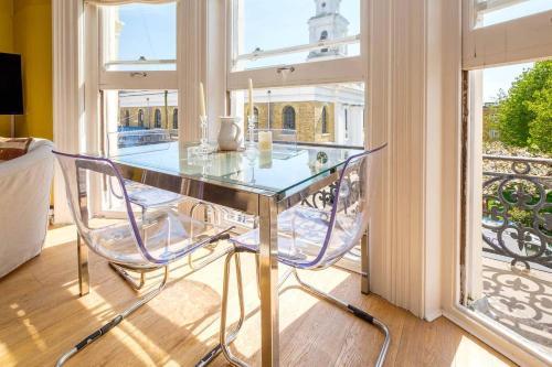 Charming balcony flat close to the sea!, The City of Brighton and Hove, East Sussex
