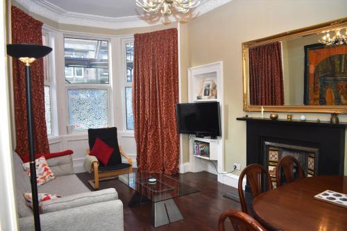 Dalkeith Road - Cosy 2BR close to trendy Newington & Old Town