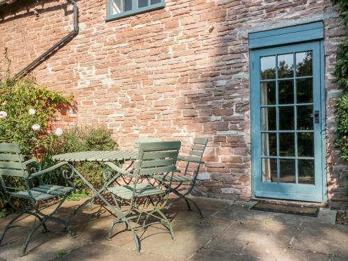 Yew Tree Cottage, Docklow, Herefordshire
