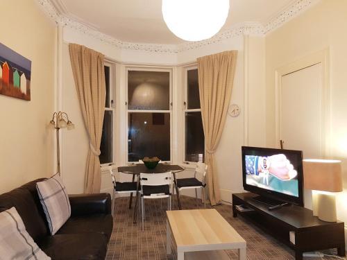 Glen Valley Self-Catering Apartment, Port Glasgow, Inverclyde