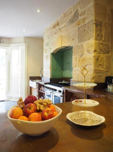 Quirky, Bohemian and Tranquil House in Bath Centre