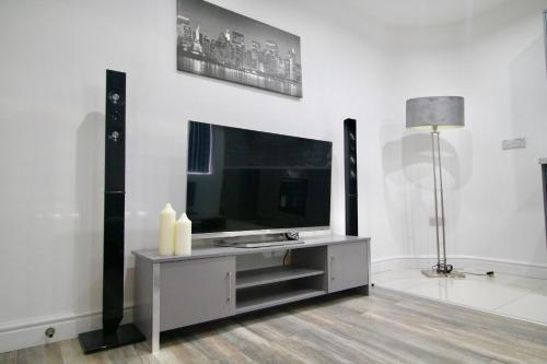 #StayHere 7 - Sleeps 4, Leeds City Duplex Apartment