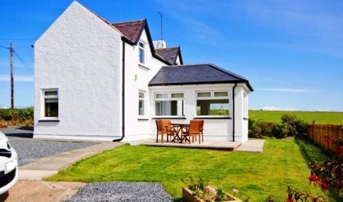 Castlemoor Holiday Cottage, Mull of Galloway, Drummore, Dumfries and Galloway