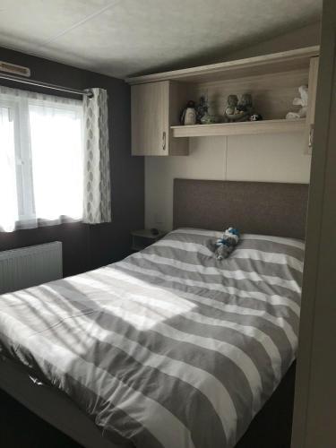 Delta Bromley Deluxe Luxury 4 Bed, 6 Berth Static Caravan