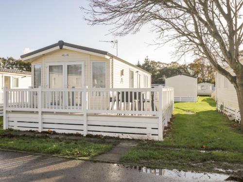 18D Shorefield Country Park, Milford-on-Sea, Hampshire