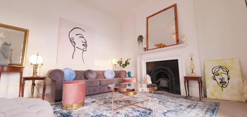 Elegant 5 bed 4 bath 'Vogue House' Parisian style home, Margate, Kent