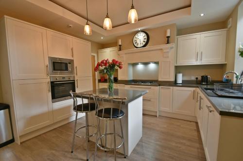 Luxary 4 Bed, 4 bathroom house in central Burnley, Burnley District, Lancashire