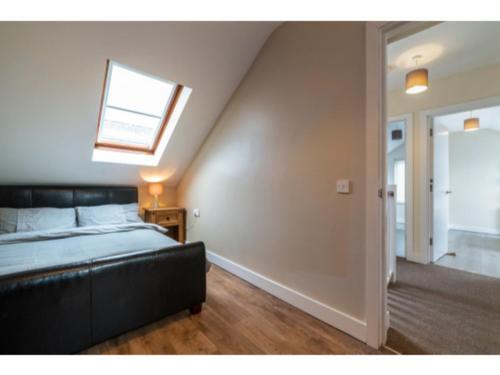 Pass the Keys - Lovely Apartment with 3 Double Bedrooms