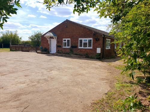 Sherwood Bungalow 3 Bedroom Entire Property, Leake Common Side, Lincolnshire