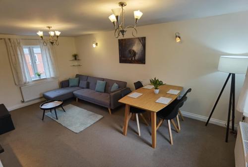 OPP Apartments BR - Contractors Exeter City, M5 link, Sowton, Free Parking&Wifi