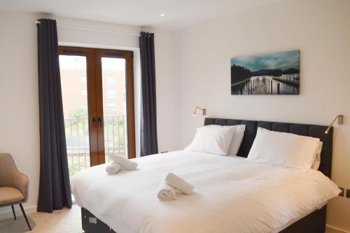 Deluxe 1 Bedroom St Albans Apartment - Free Wifi & Parking, St Albans, Hertfordshire