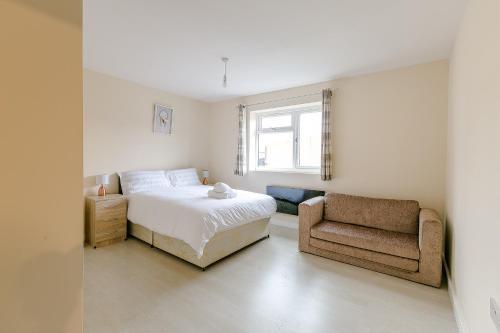 KYNSPARKS APARTMENTS 6 units of one bed flats, Sparkbrook, West Midlands