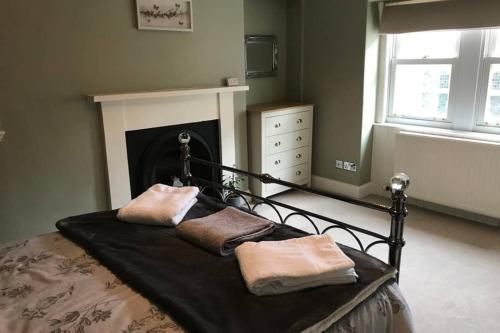 8A Tweed Cottage, just off the High St in Peebles