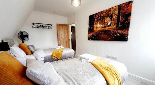 Bedford Town Apartment, Sleeps 4, FREE Wifi & PARKING Ideal for Contractors!