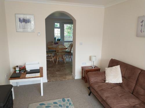 Woodville Pet Friendly Country Cottage