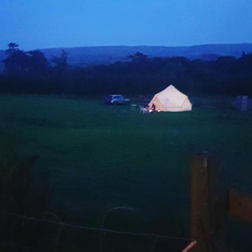 Large bell tent wild camping welsh valleys, Trefeglwys, Powys