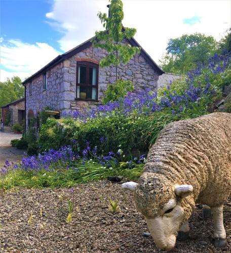 The Coach House, Plâs-Llanrhydd, Denbighshire