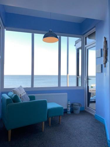 Westbrook Sun Apt, 5* Location, Sea View, Terrace