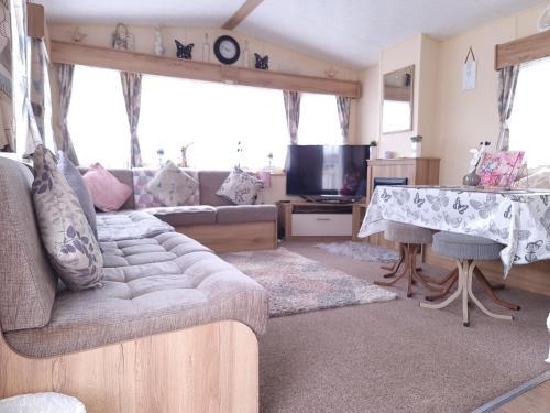Stunning 2-Bed Holiday Home in Lincoln