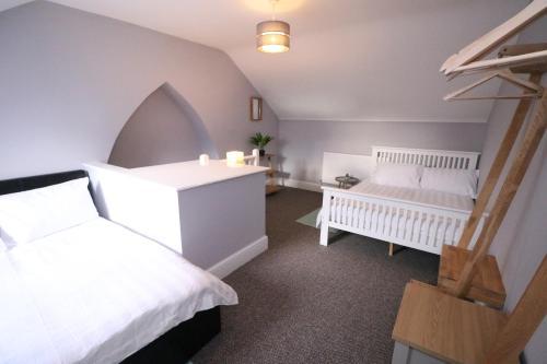 Amaya Five - Newly renovated - Very spacious - Sleeps 6 - Grantham, Grantham, Lincolnshire