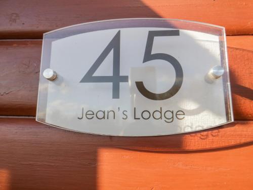 Jean's Lodge- Malton Grange