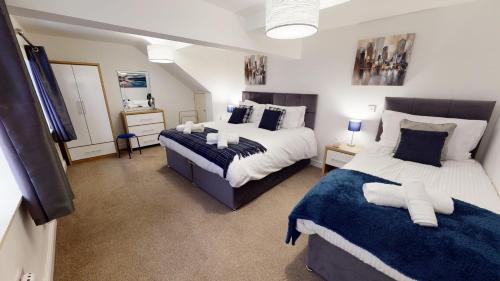 Stylish Chester City Centre apartment by 53 Degrees Property, Ideal for Couples & Business Professionals - Sleeps 4, Chester, Cheshire