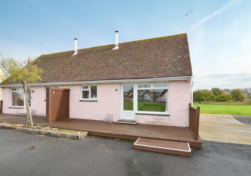 17 Tollgate Cottages, Seaview, Isle of Wight