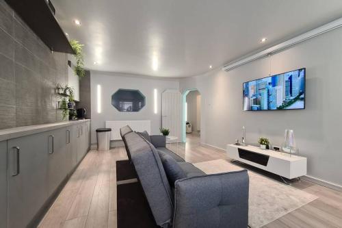 Luxury Concept Apartment - Starship 14, Hastings, East Sussex