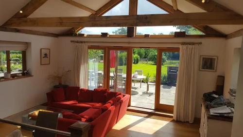 Sleeps 6 Rural Contemporary Oak Framed Light Airy House with Far Reaching Views in AONB