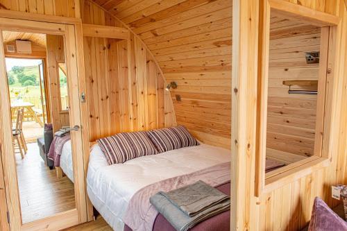 BenVrackie Luxury Glamping Pet Friendly Pod at Pitilie Pods, Aberfeldy, Perth and Kinross