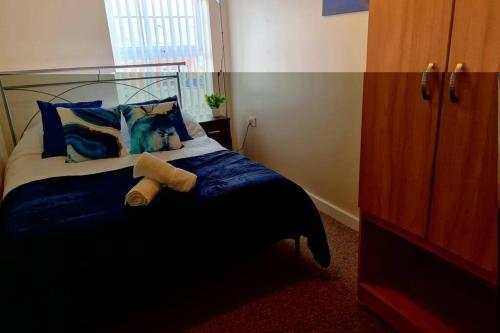 Ample Comforts, Centrally Located, Town Centre