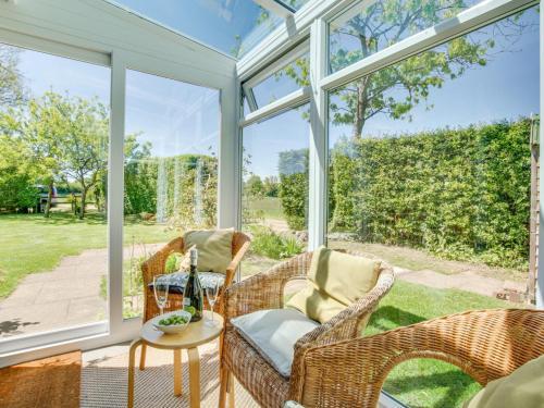 Spacious Holiday Home in Tenterden Kent amidst Fields