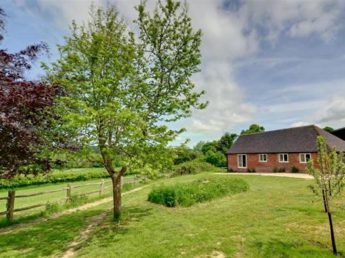 Peaceful Holiday home in Battle Kent with Parking, Sedlescombe, East Sussex