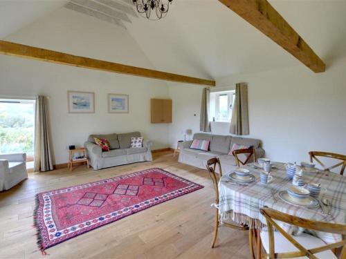 Peaceful Holiday home in Battle Kent with Parking