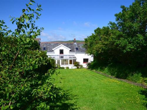 Spacious Holiday Home in Rosebush with Garden, Rosebush, Pembrokeshire