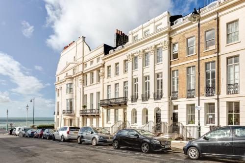 Luxury Mansion Townhouse with Private Cinema, sleeps up to 18, The City of Brighton and Hove, East Sussex