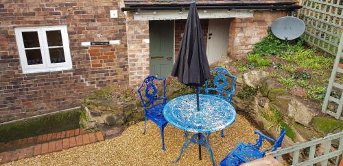 The Garden Cottage, 17th Century, hottub, parking, wifi, Coalport, Shropshire