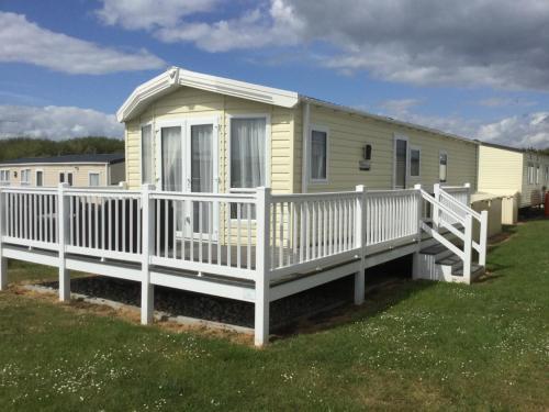 Rye Hideaway at Rye Harbour holiday park