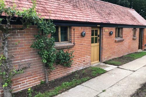 2 Bedroom Cottage on the Orchard of a Manor House, Great Horkesley, Essex