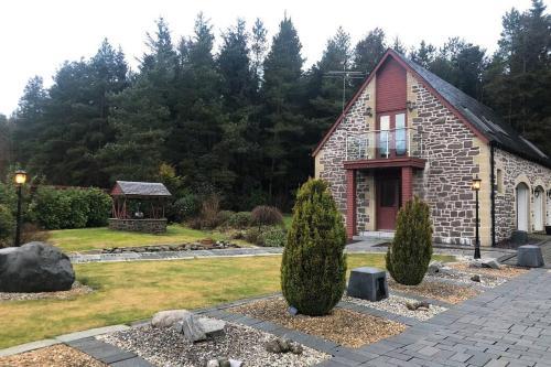 Struan Coach house in gated residence, Blairdrummond, Stirlingshire